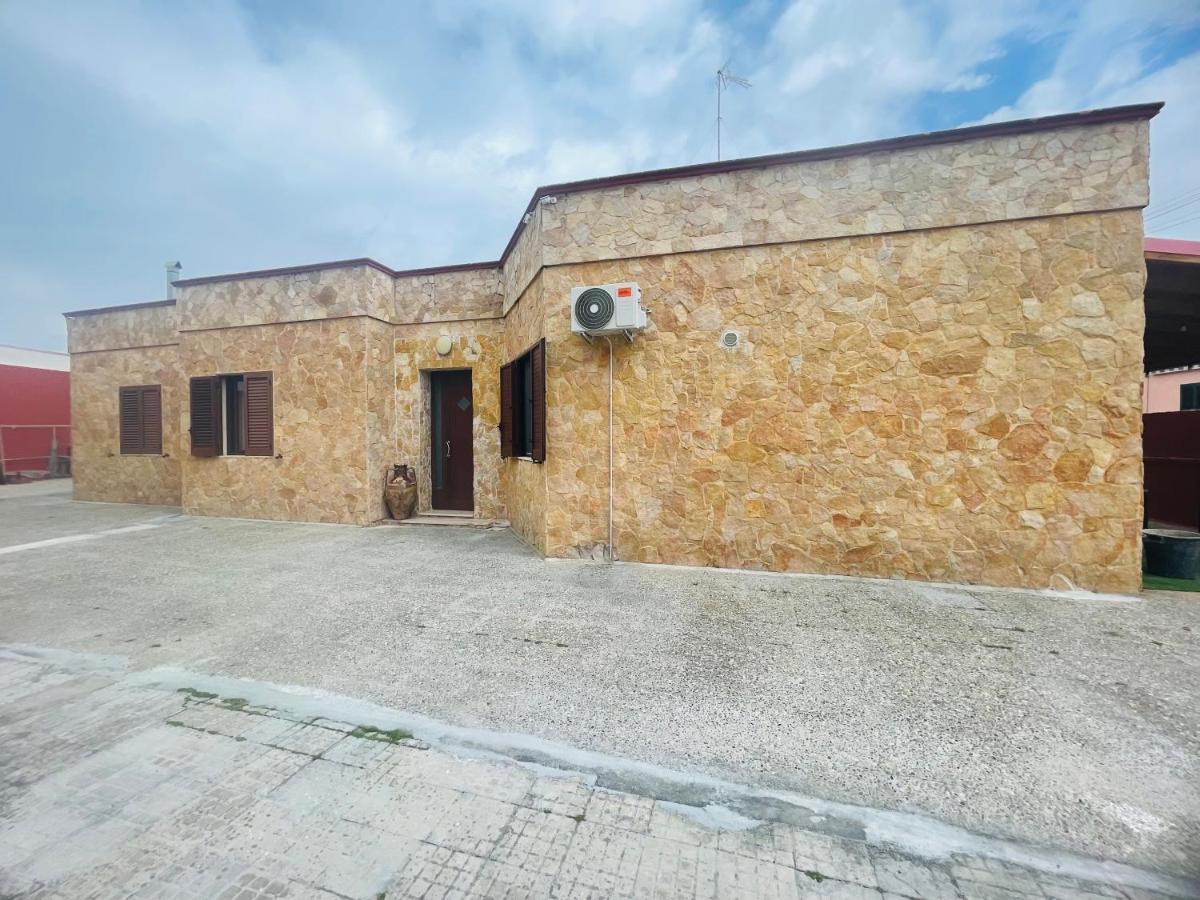 Dimora Santiago 200mt Dal Mare Apartment